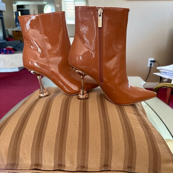 Boots - Picture 1 of 3